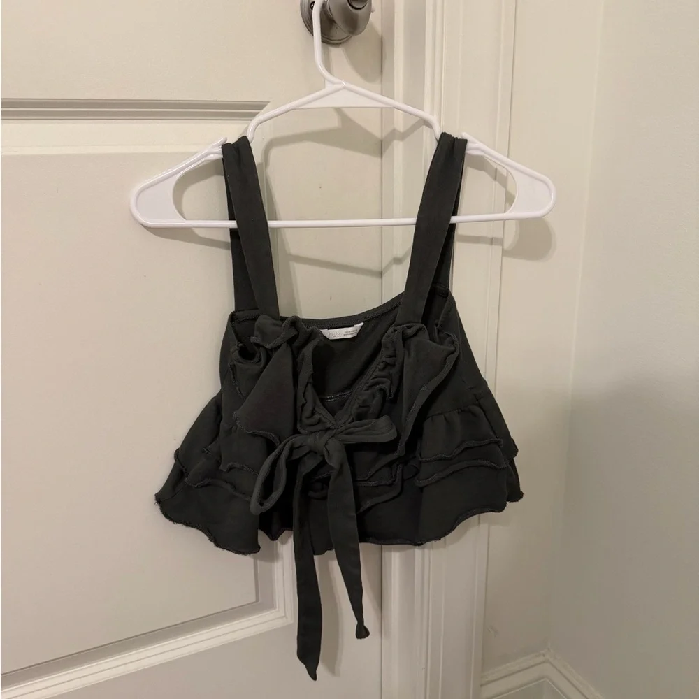Zara Ruffle Top - Picture 3 of 3